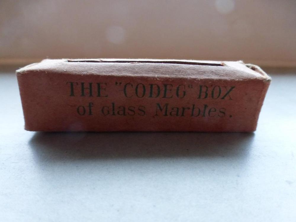 The codeg box of glass marbles (2).JPG