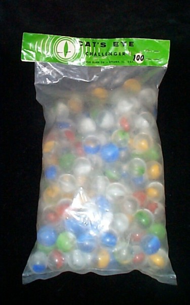 Peltier Cat's Eye Challenger Bag (100) (Bananas).jpg