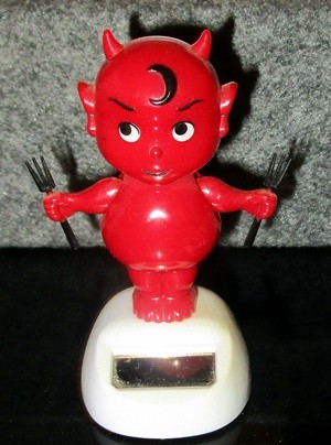 lildevil.JPG.a18735b8ac78515d79c3f58673383727.JPG