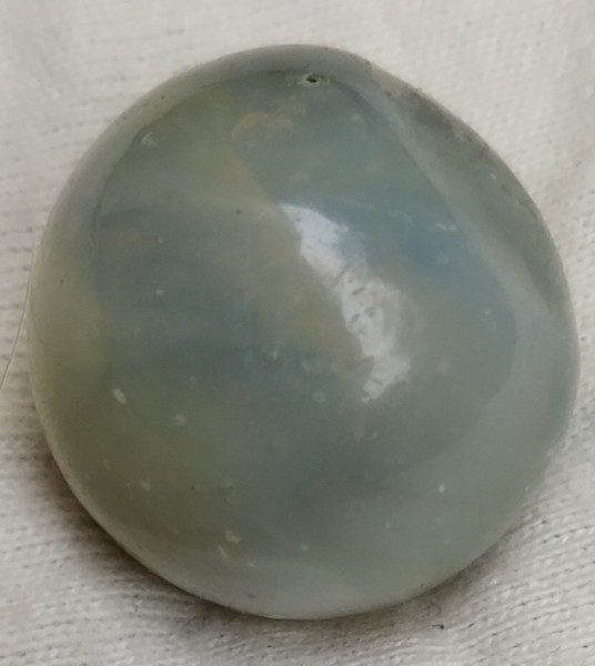 02 Transparent Yellow single pontil Bottom.jpg