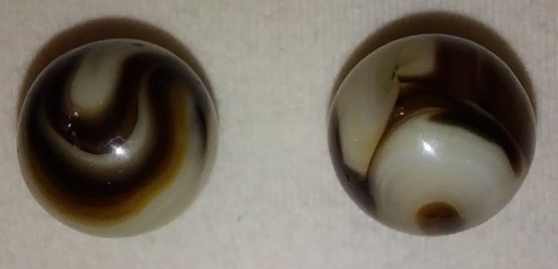 RW Pair Brown & White Swirl .63 inch 03.jpg